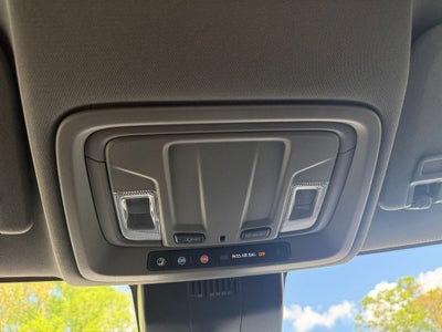 2023 Chevrolet Silverado 1500 4WD Crew Cab Short Bed Custom