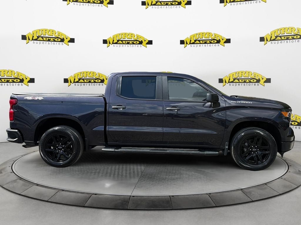 2023 Chevrolet Silverado 1500 4WD Crew Cab Short Bed Custom