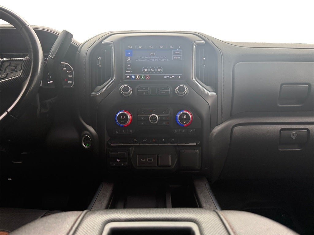 2022 GMC Sierra 1500 Limited 4WD Crew Cab Short Box AT4