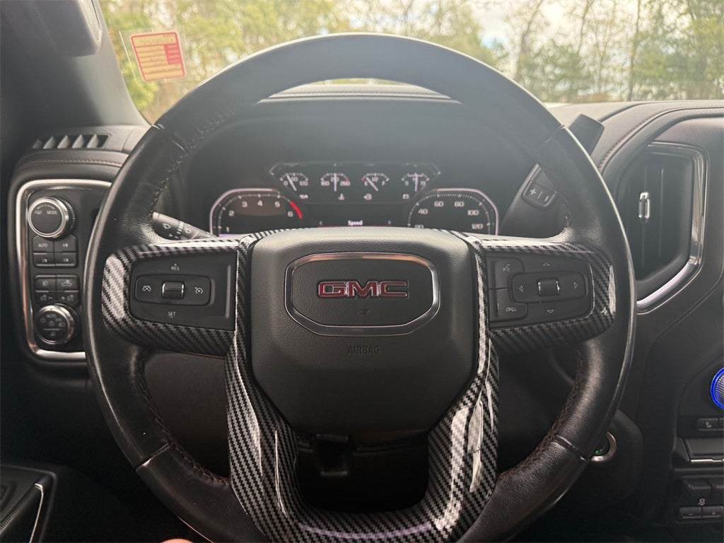 2022 GMC Sierra 1500 Limited 4WD Crew Cab Short Box AT4