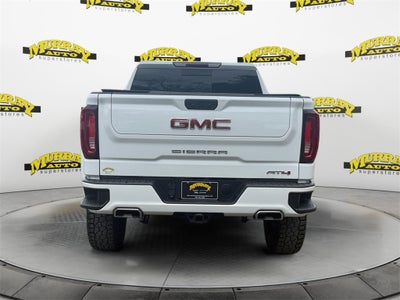 2022 GMC Sierra 1500 Limited 4WD Crew Cab Short Box AT4