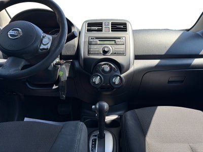 2014 Nissan Versa 1.6 SV