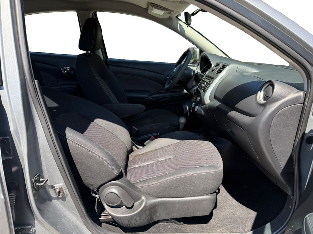 2014 Nissan Versa 1.6 SV