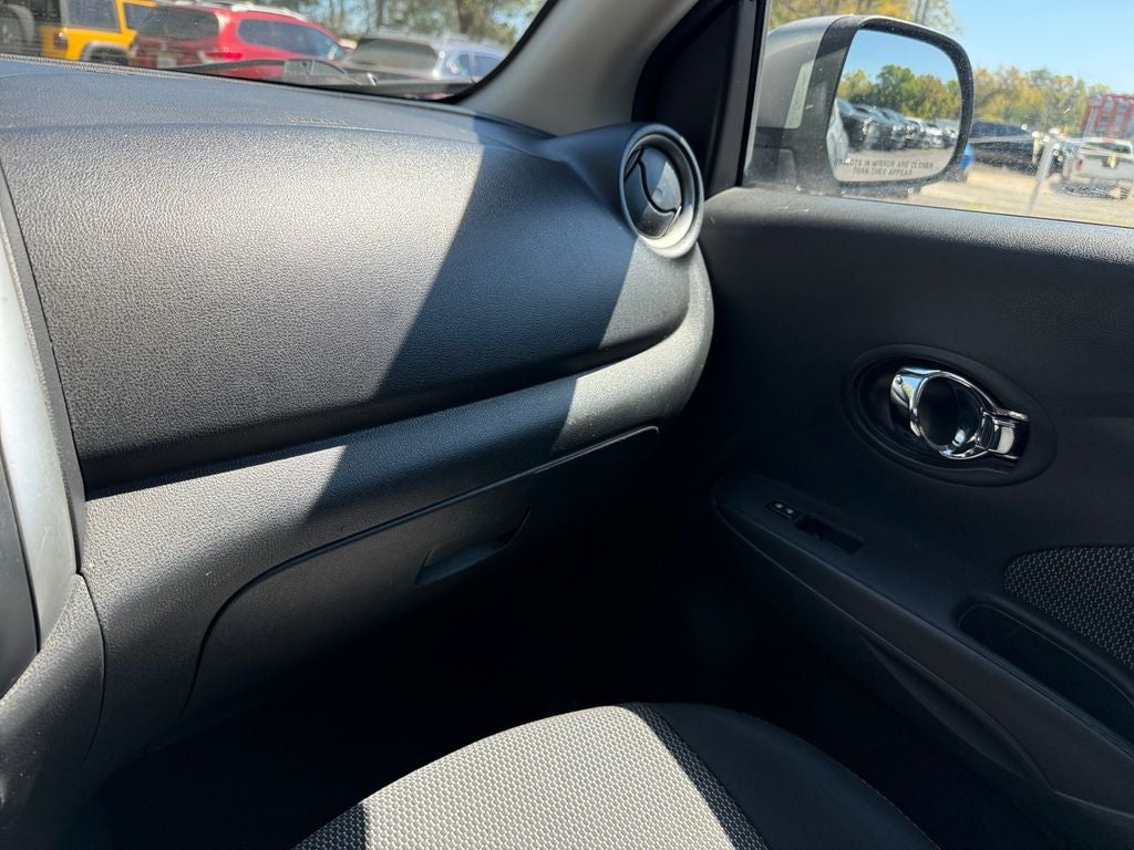 2014 Nissan Versa 1.6 SV