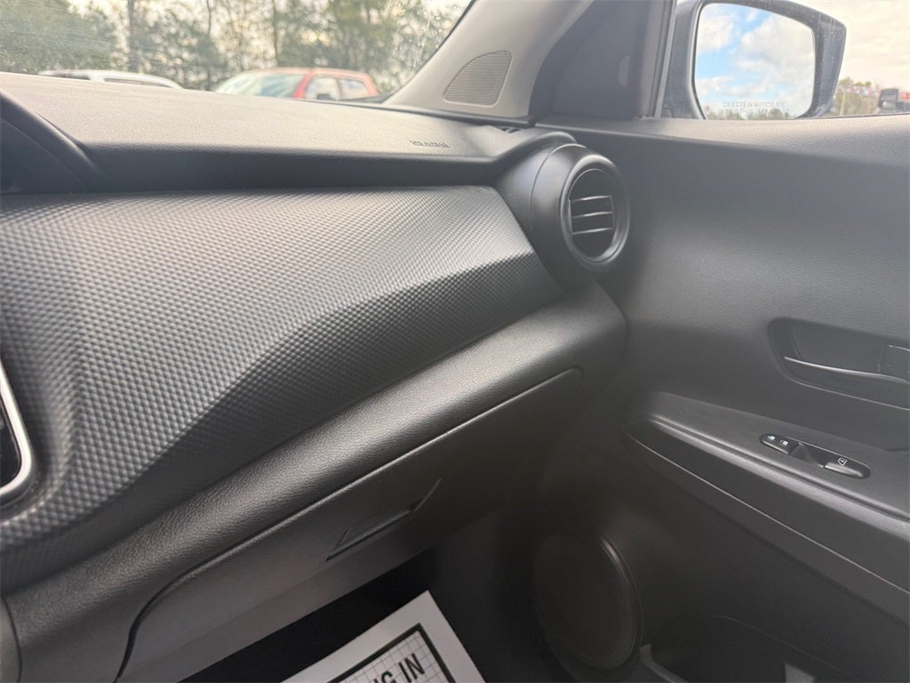 2023 Nissan Kicks S Xtronic CVT