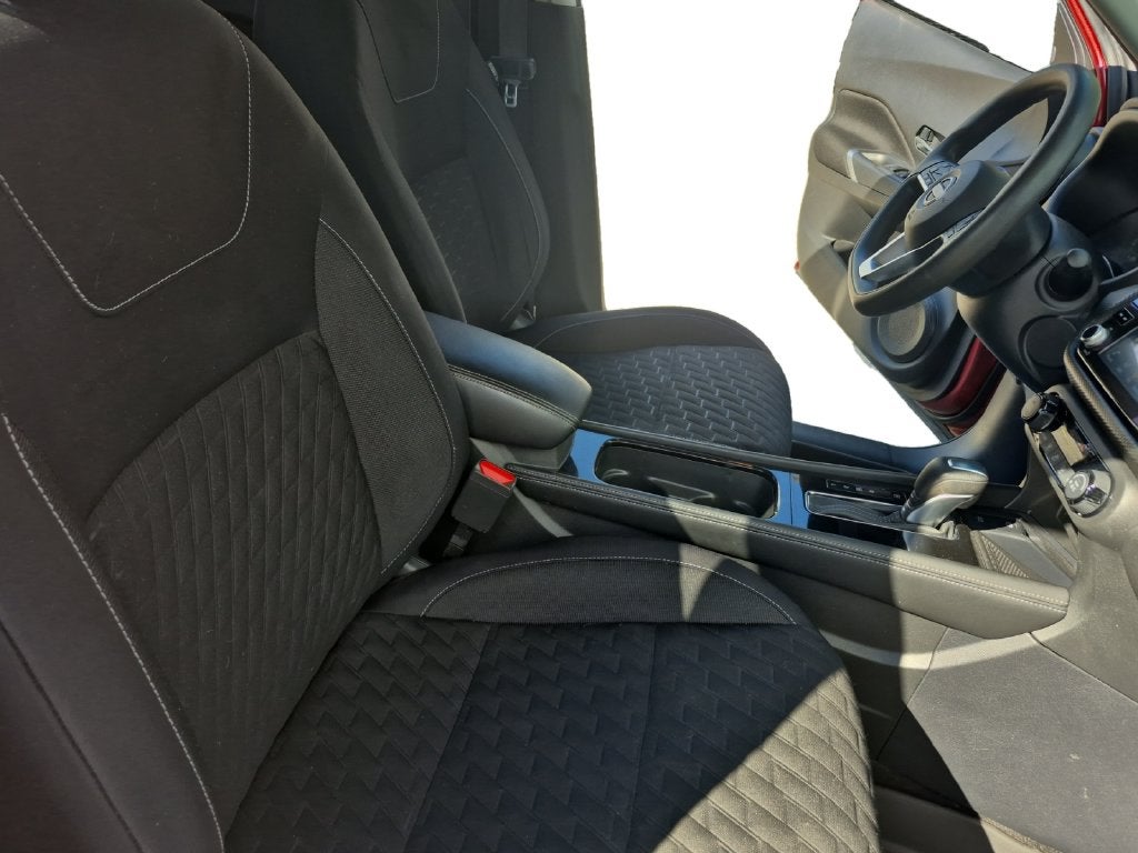 2022 Nissan Kicks SV Xtronic CVT