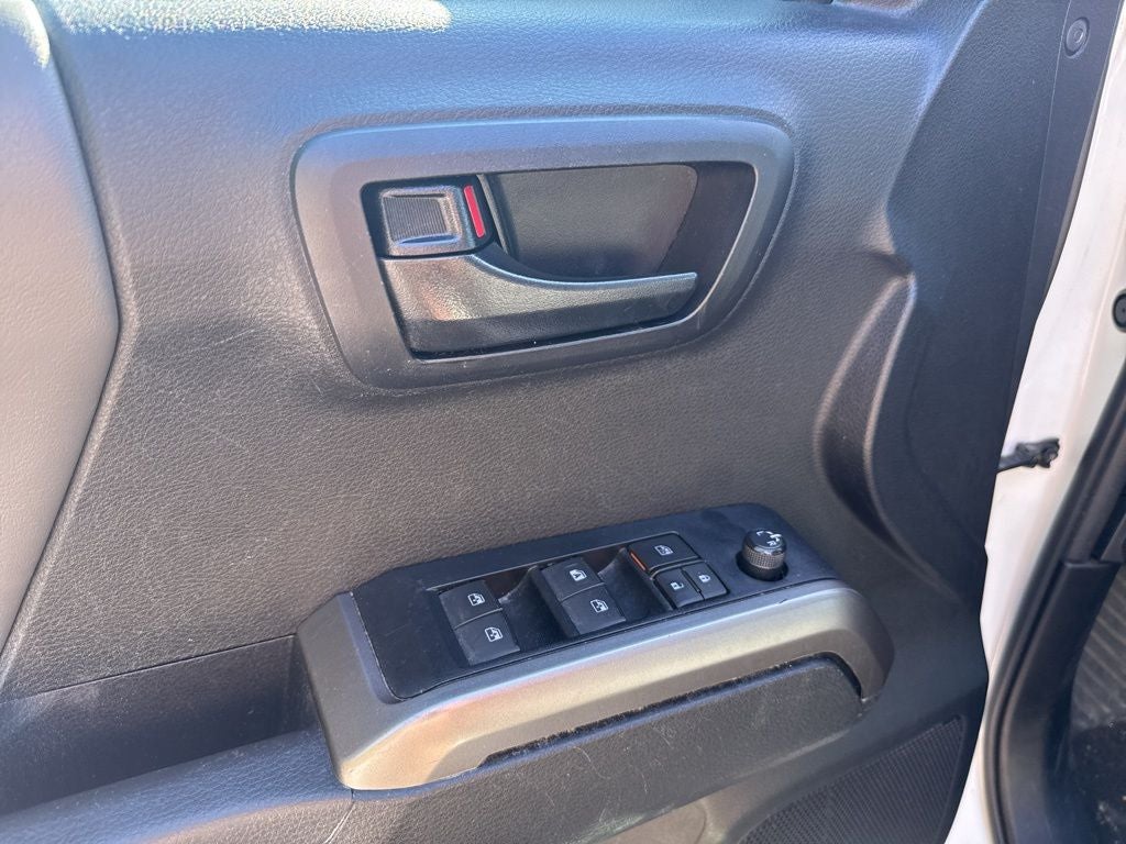 2023 Toyota Tacoma Base