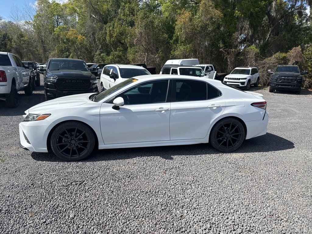 2019 Toyota Camry SE