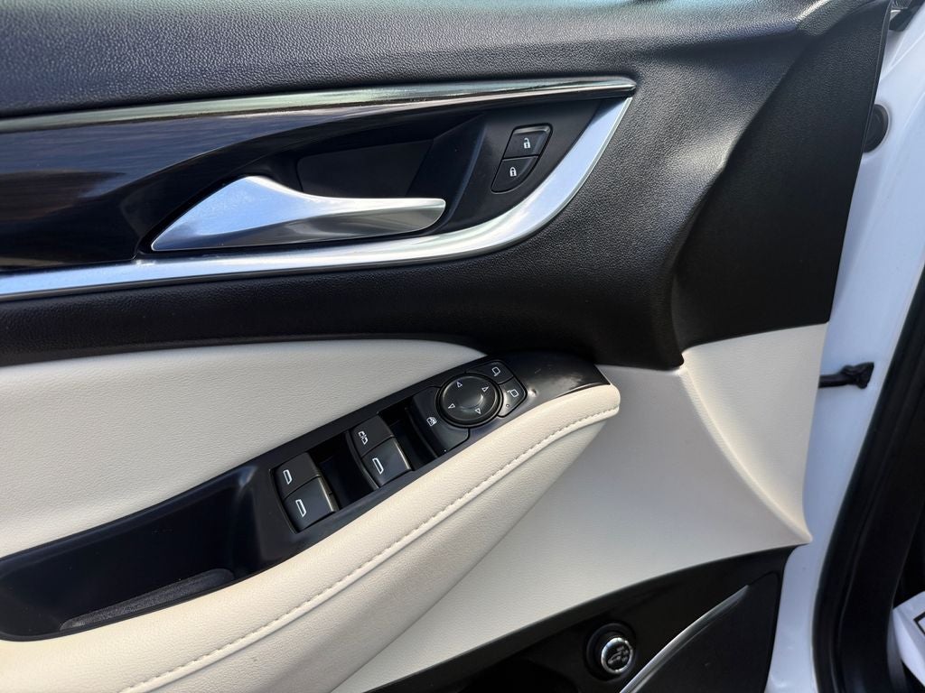 2022 Buick Enclave FWD Essence