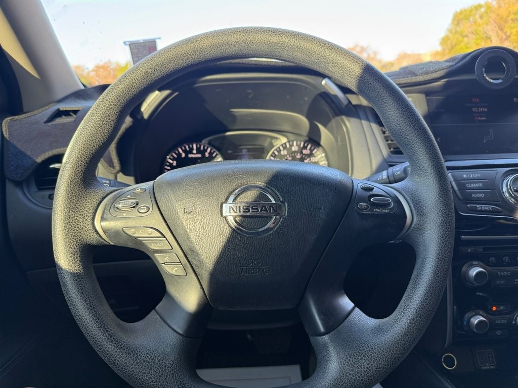 2019 Nissan Pathfinder S