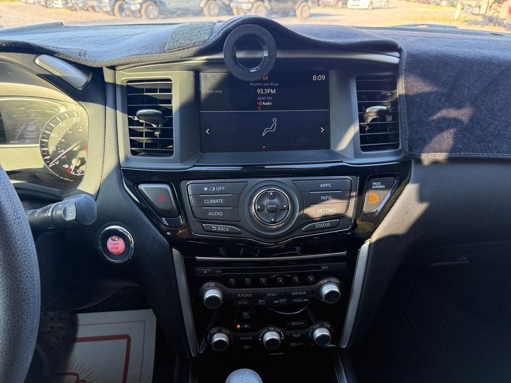 2019 Nissan Pathfinder S