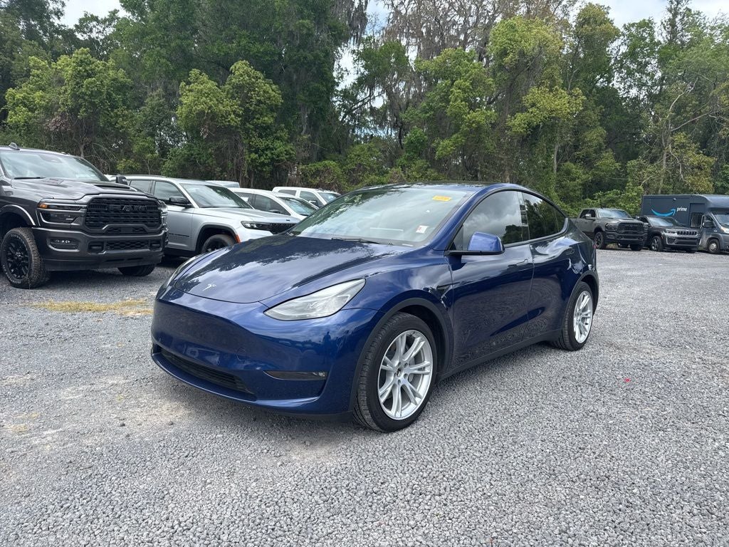 2022 Tesla Model Y Long Range Dual Motor All-Wheel Drive