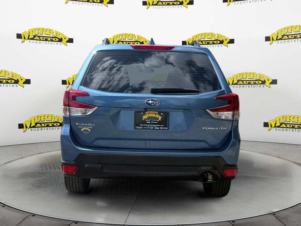 2023 Subaru Forester Base
