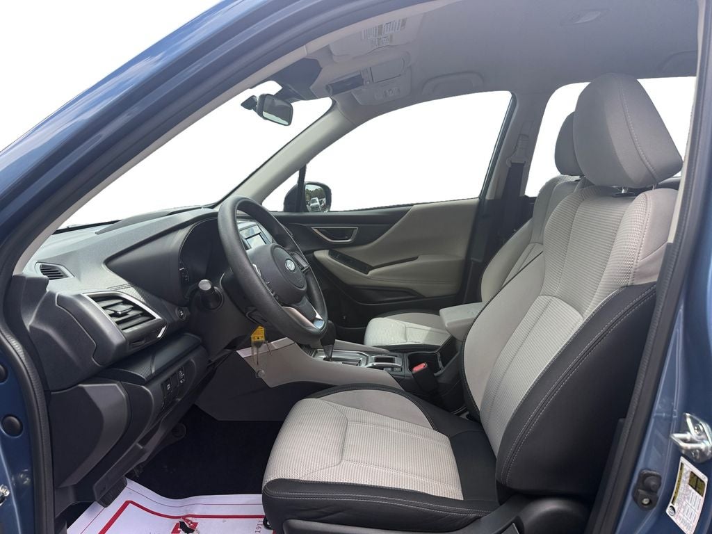 2023 Subaru Forester Base