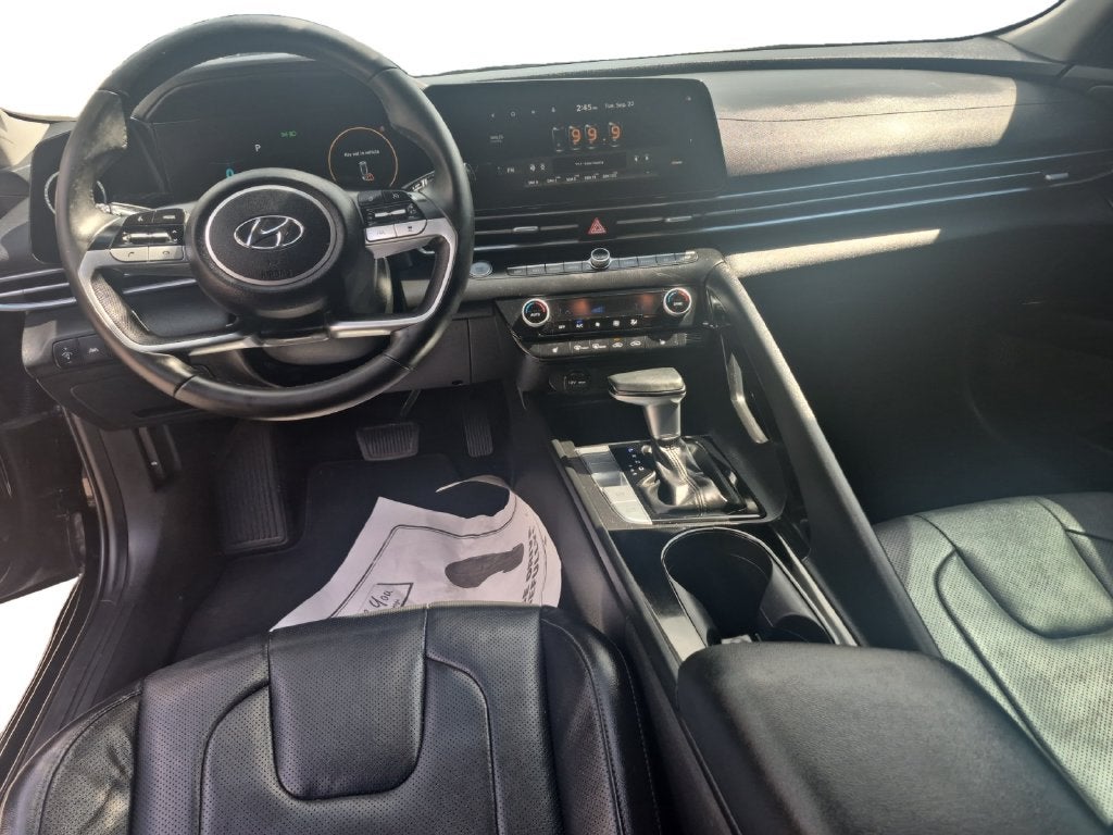 2022 Hyundai Elantra Limited