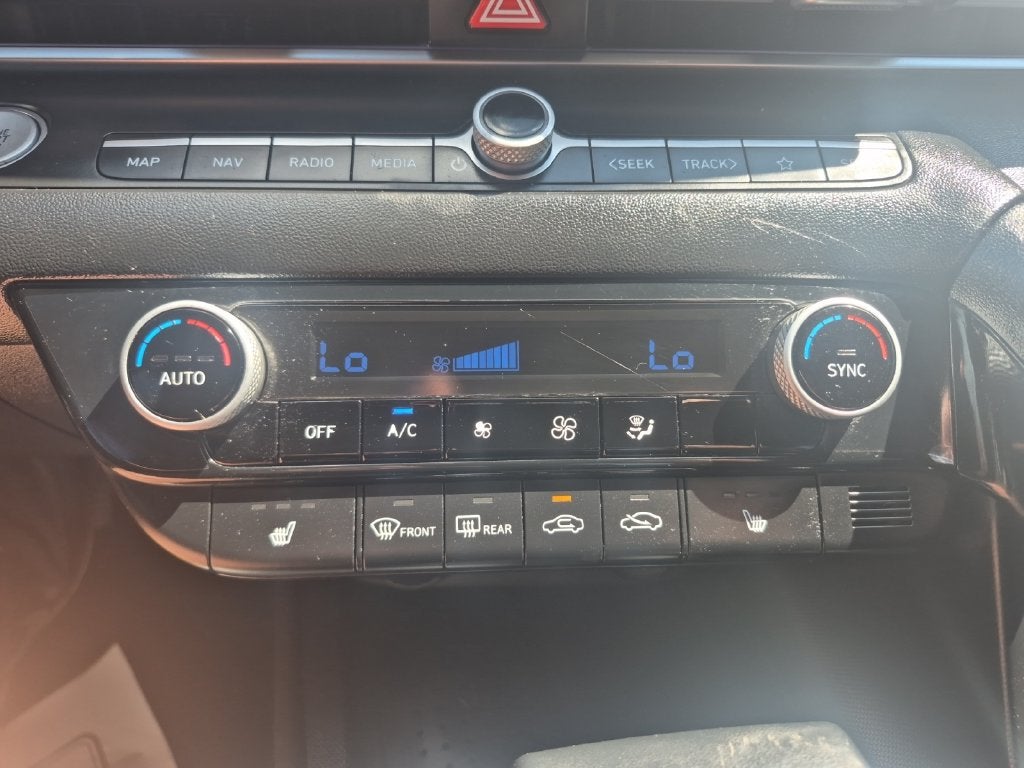 2022 Hyundai Elantra Limited