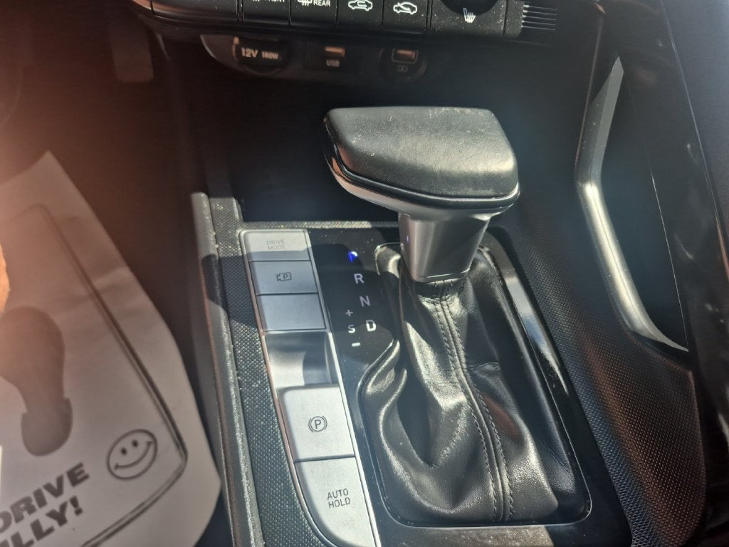 2022 Hyundai Elantra Limited
