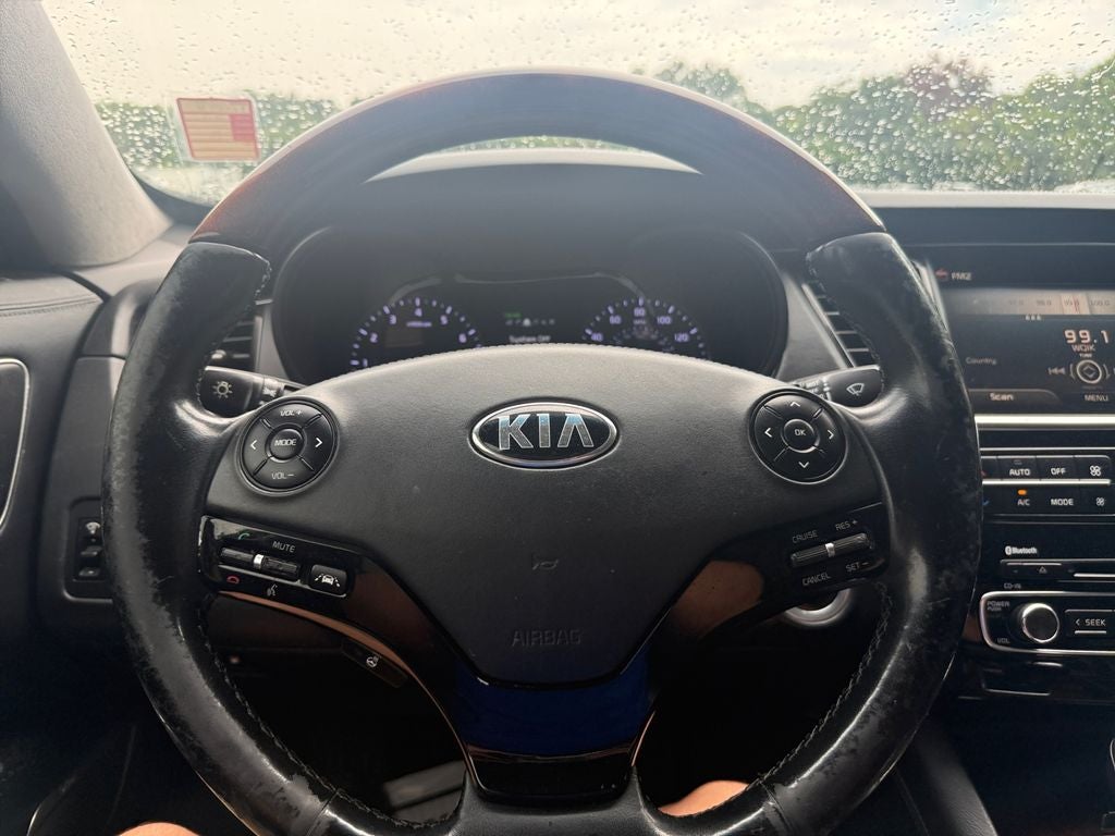 2015 Kia K900 Luxury