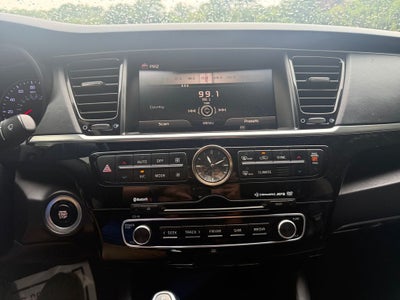 2015 Kia K900 Luxury
