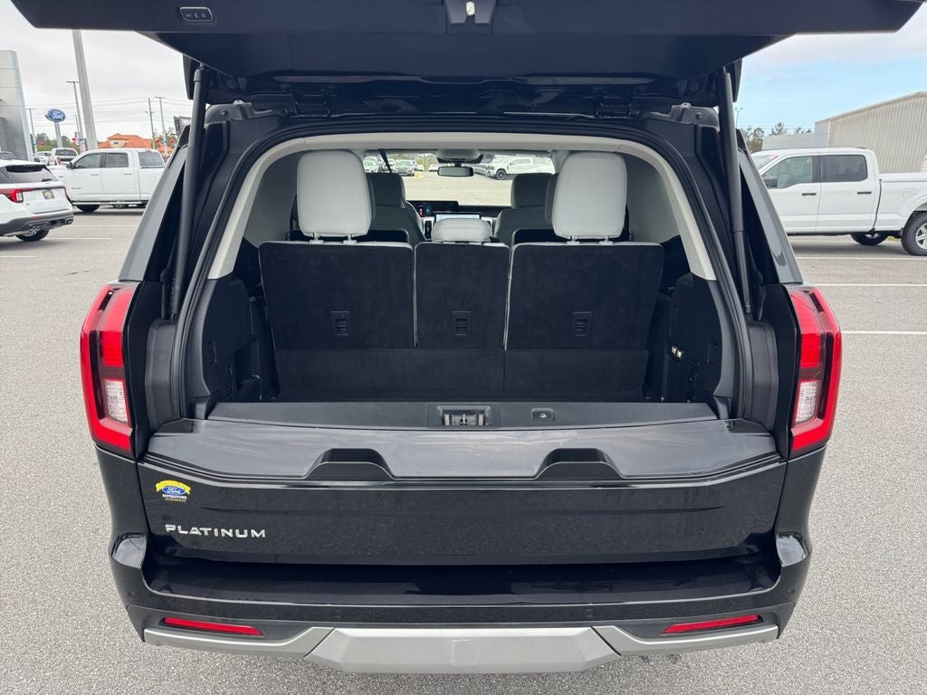 2025 Ford Expedition Platinum