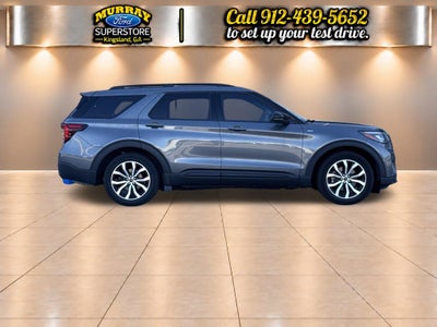 2025 Ford Explorer ST-Line