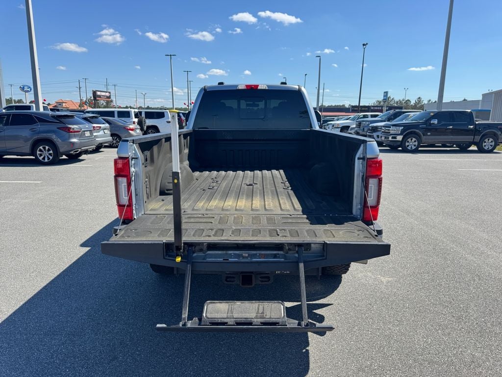 2022 Ford F-350SD Platinum