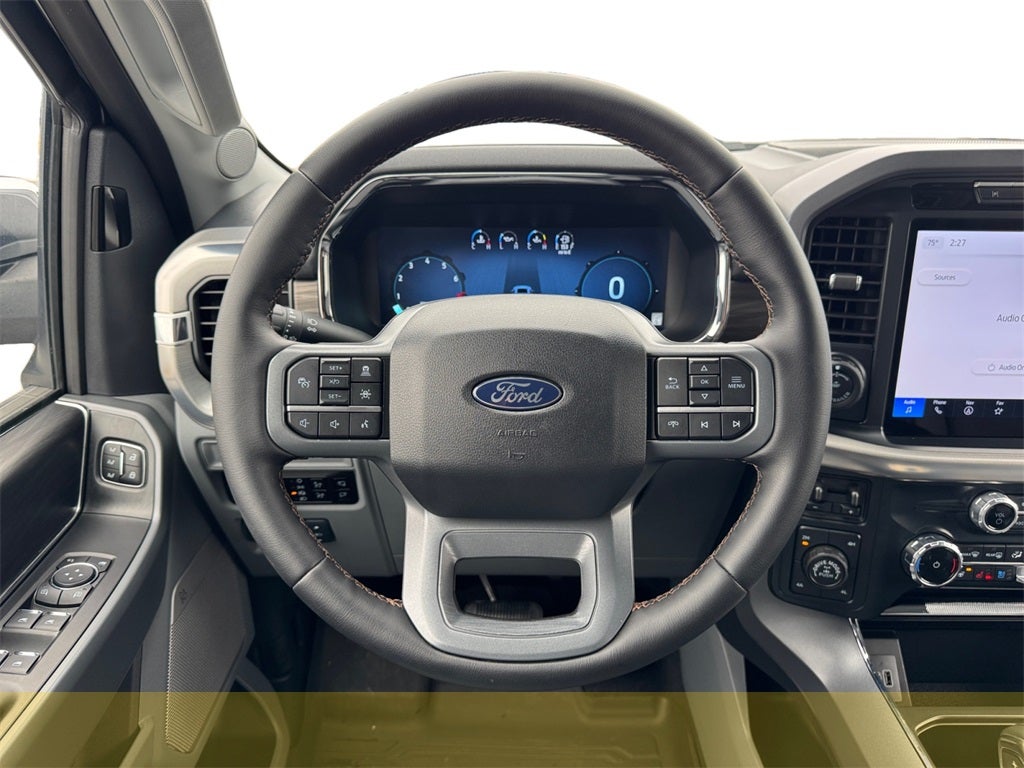 2025 Ford F-150 Lariat 5.0 V8