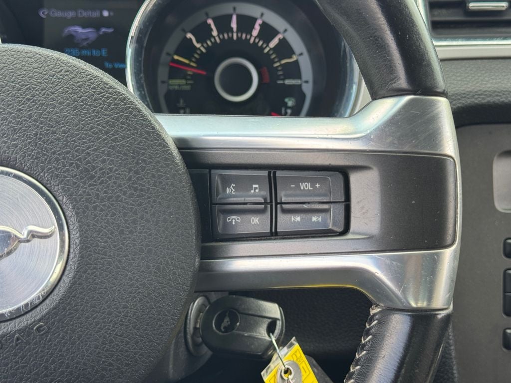 2013 Ford Mustang V6 Premium