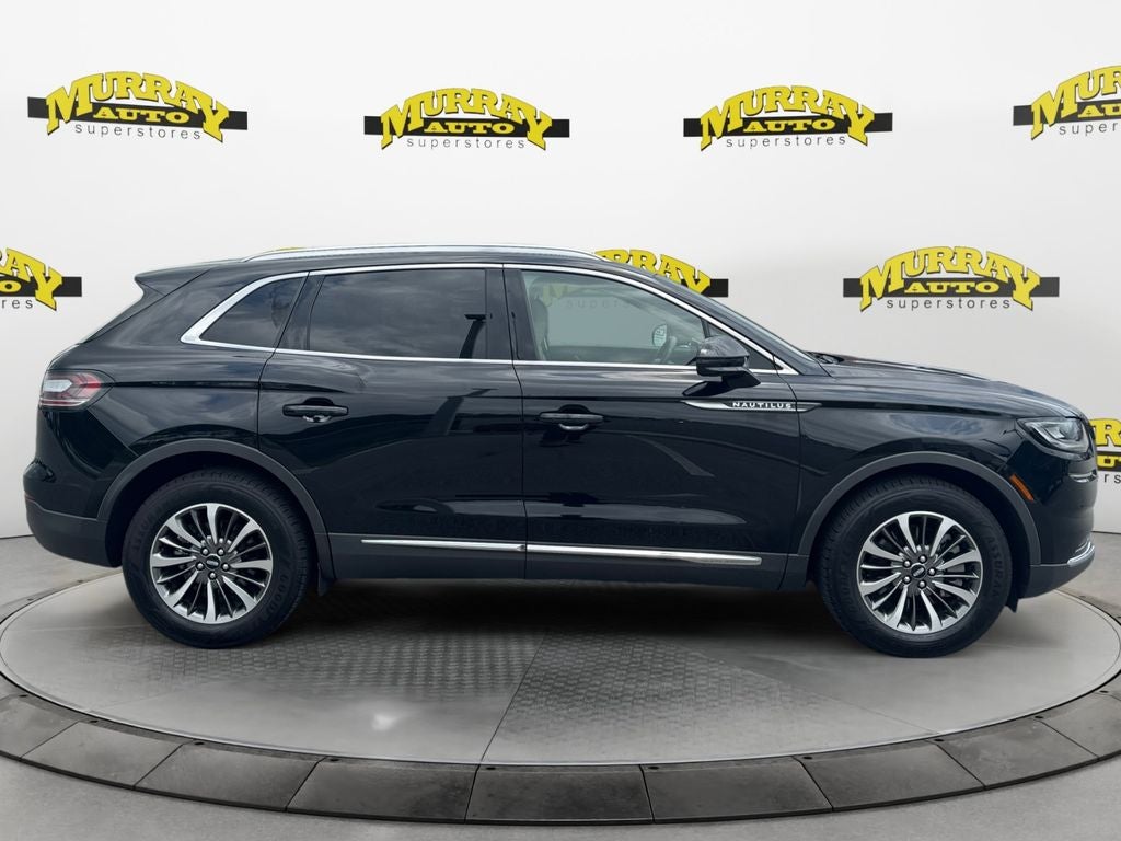 2022 Lincoln Nautilus Standard
