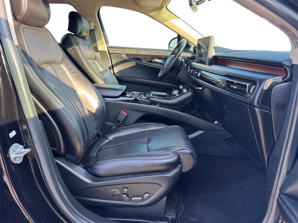 2021 Lincoln Nautilus Reserve