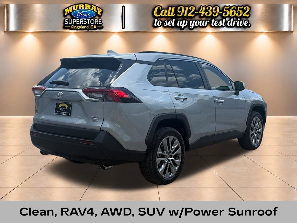 2022 Toyota RAV4 XLE Premium