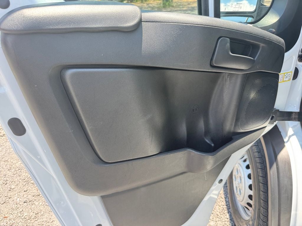 2025 RAM ProMaster 2500 Base 136 WB