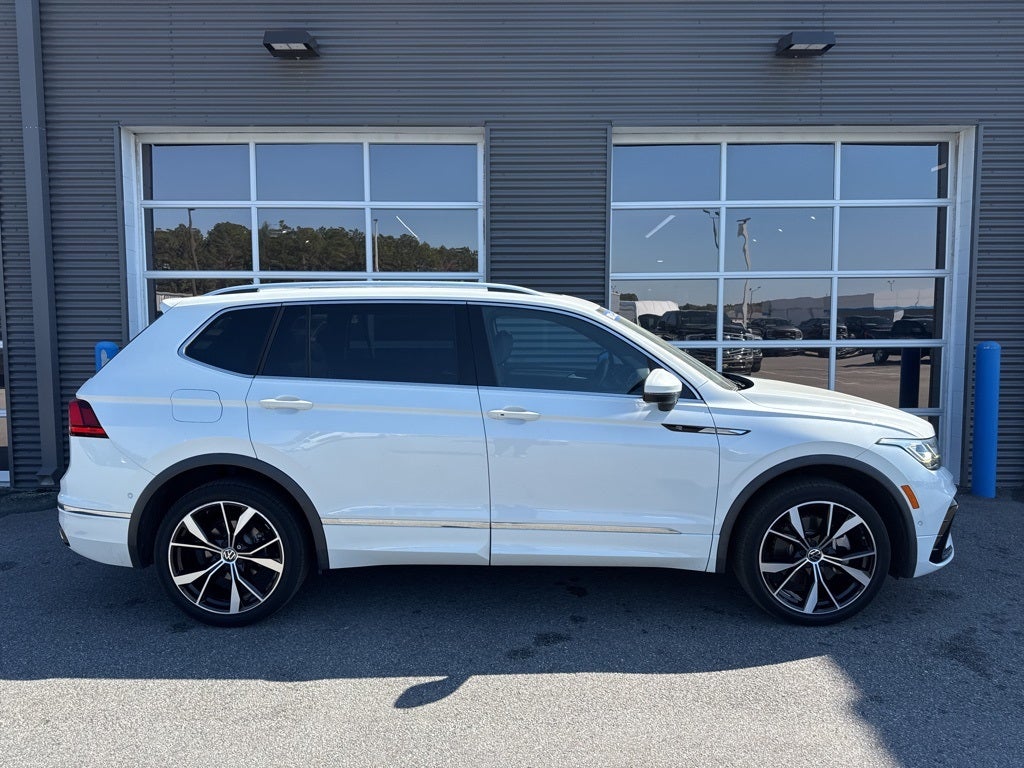 2022 Volkswagen Tiguan 2.0T SEL R-Line