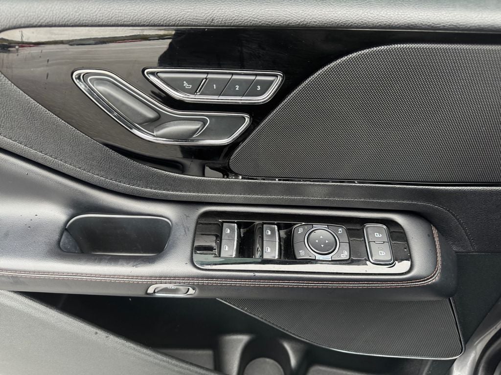 2021 Lincoln Aviator Standard