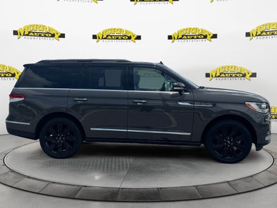 2022 Lincoln Navigator Black Label