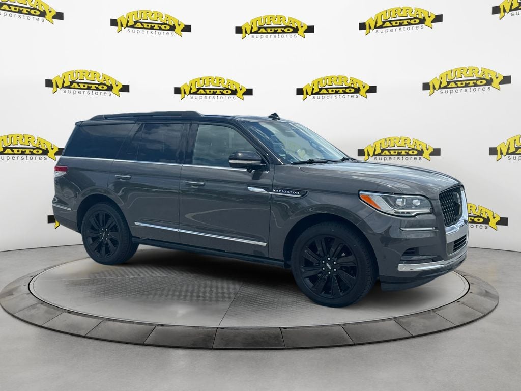 2022 Lincoln Navigator Black Label