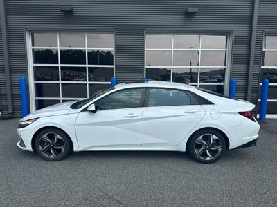 2022 Hyundai Elantra Limited