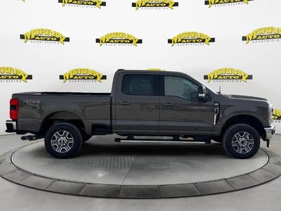 2026 Ford Super Duty F-250® Lariat®